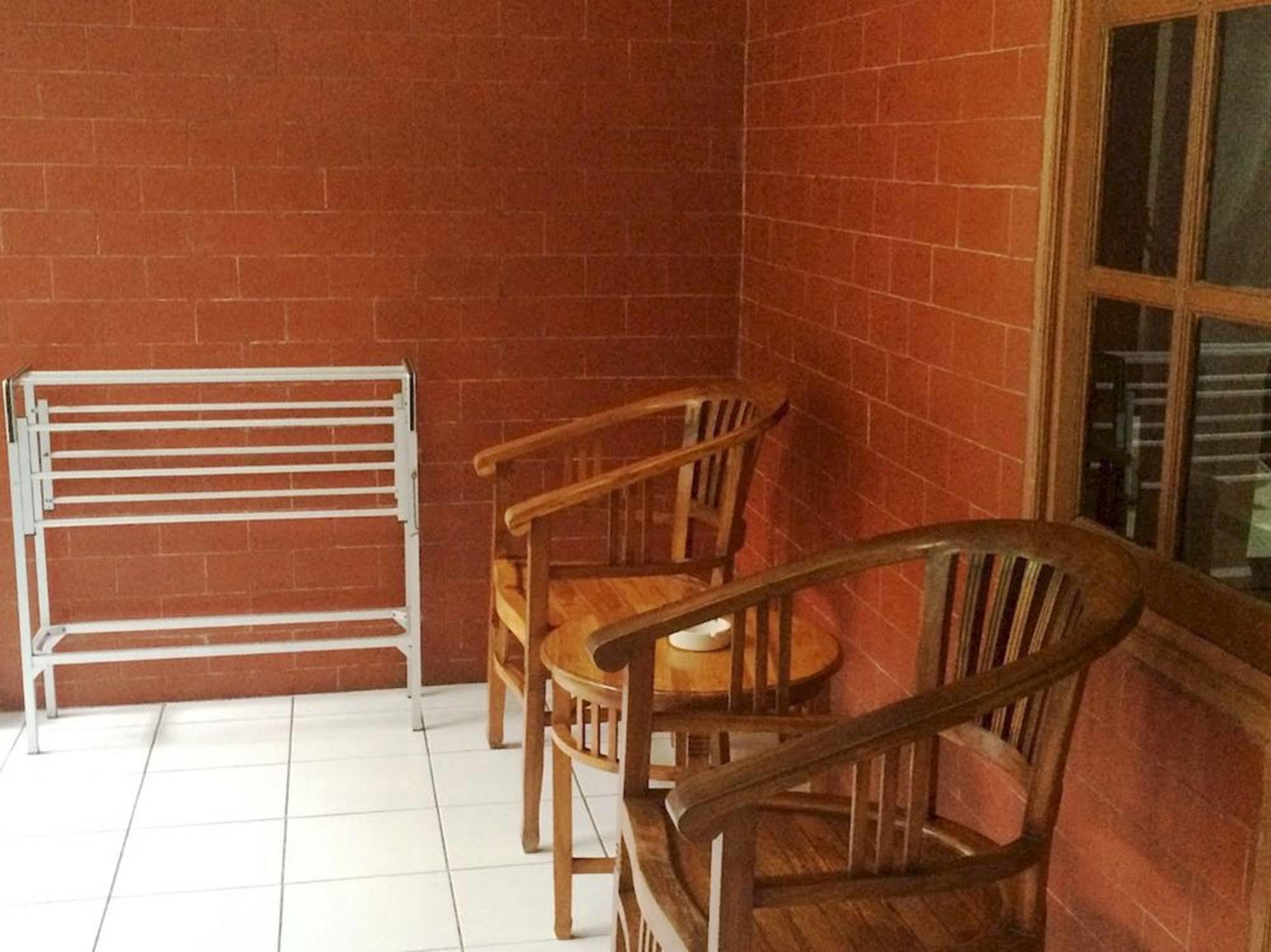 فندق وارينجين هوم ستاي كوتا المظهر الخارجي الصورة